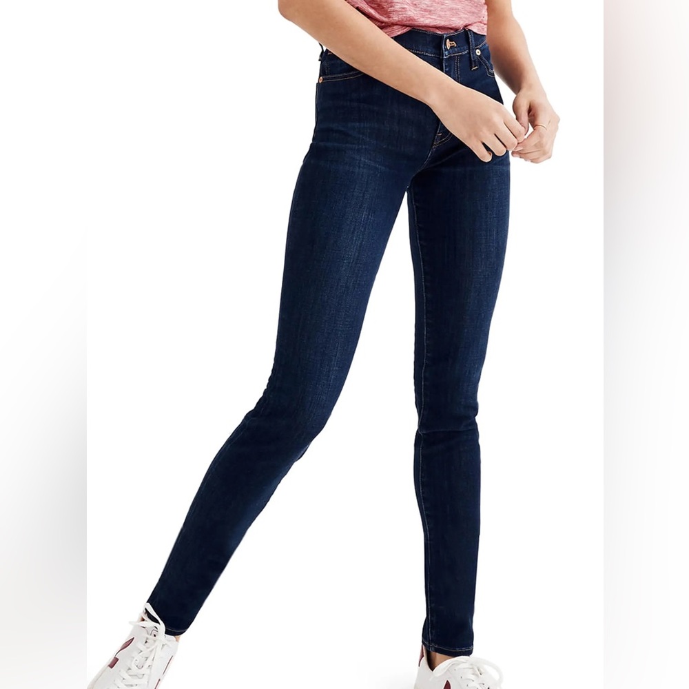 Madewell Dark Wash 9” High Rise Skinny Jeans size 25